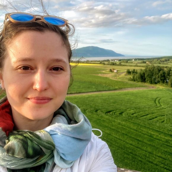 Magdala from Montreal - Picture 4 of 4